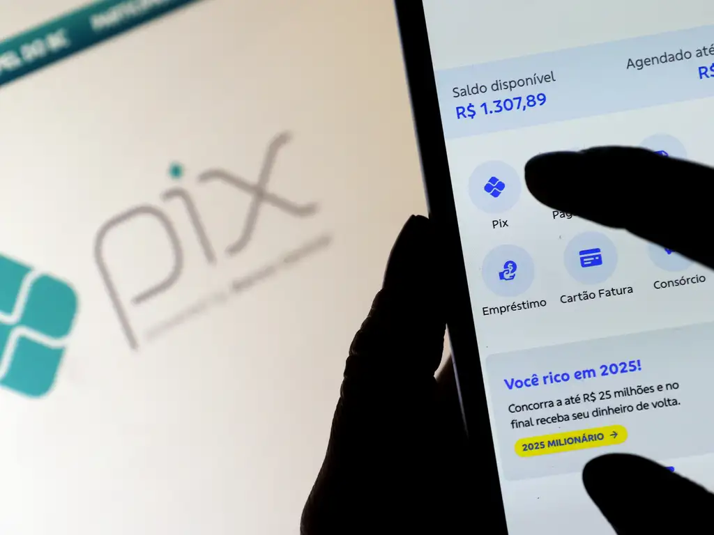 Pix, cartão ou dinheiro: qual pesa menos no orçamento hoje?